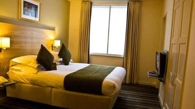 Wyndham Garden Niagara Falls Fallsview photo 3