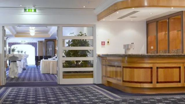 Queens Hotel Hannover photo 1