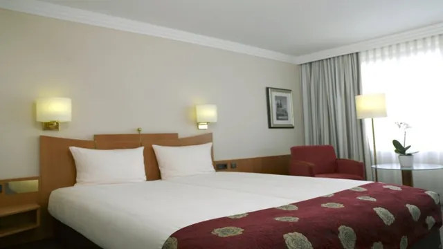 Holiday Inn Cologne - Am Stadtwald photo 6