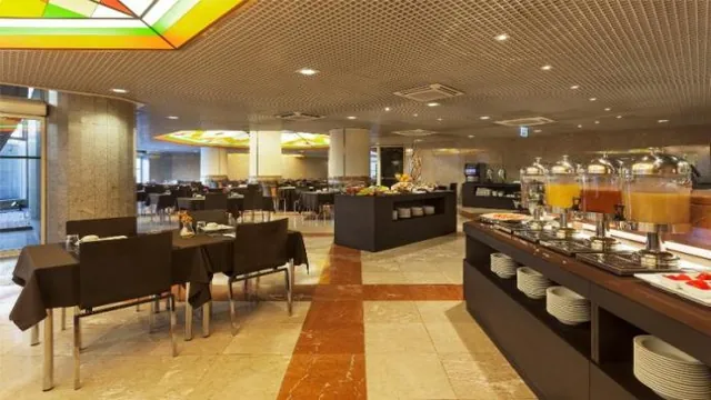 HF Fenix Hotel Porto photo 2