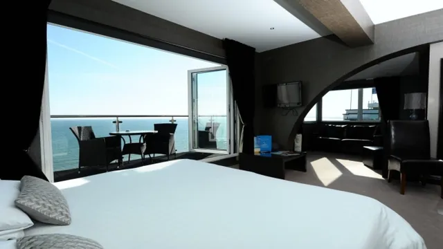 Suncliff Hotel Bournemouth photo 2