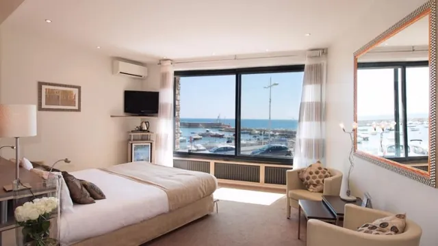 Best Western Plus La Corniche photo 2