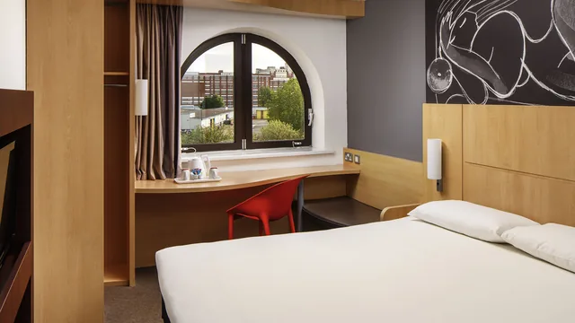Ibis Southampton Centre photo 11