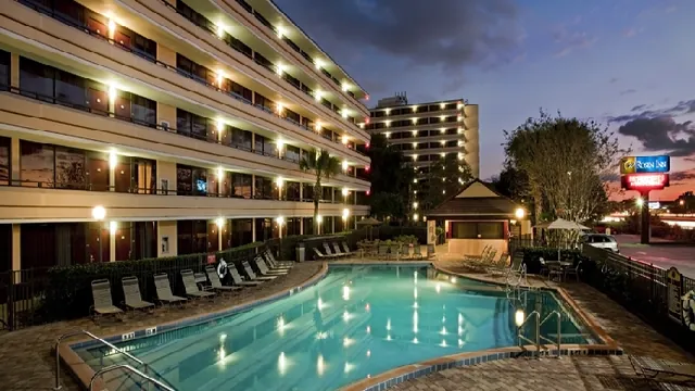 AmericInn by Wyndham Madison SD photo 2