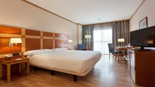 Hotel Senator Parque Central