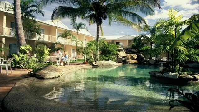 Rainbow Inn Cairns photo 1