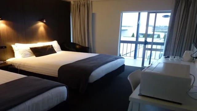 Wyndham Sacramento photo 3