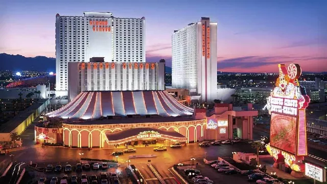 Circus Circus Hotel photo 3