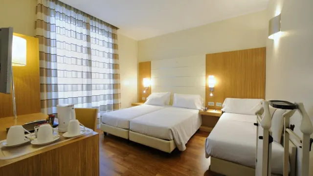 Canada Hotel Milan photo 3