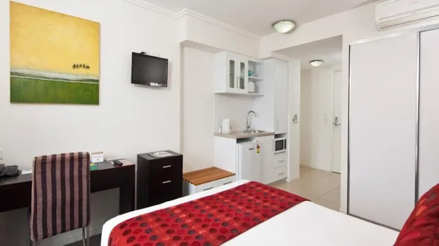 Best Western Central Plaza Apartments Cairns photo 2