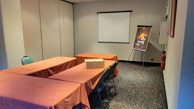 Ibis Chateauroux photo 8