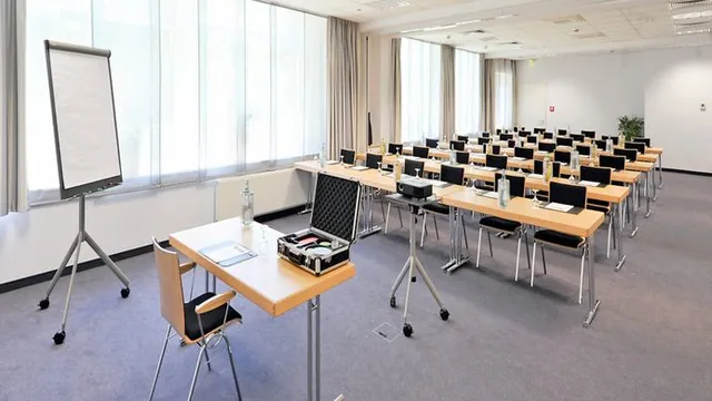 Park Inn By Radisson Berlin City West Hotel photo 4