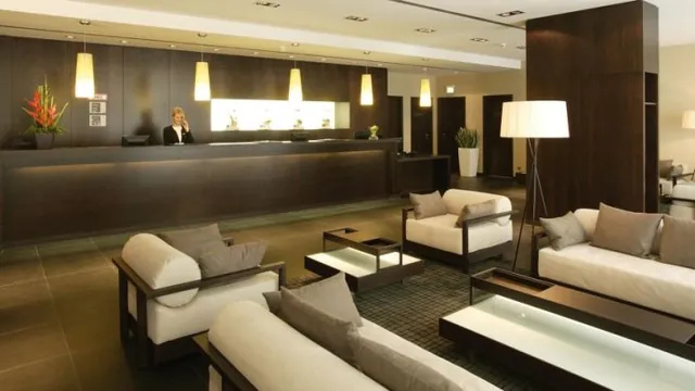 NH Hotel Berlin Kurfuerstendamm photo 5