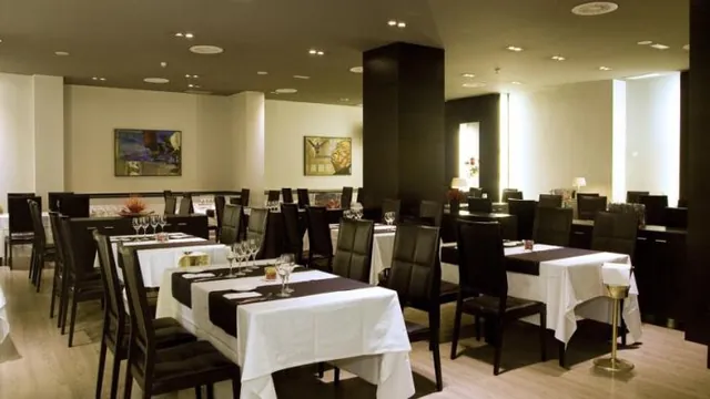 Silken Coliseum Hotel Santander photo 2