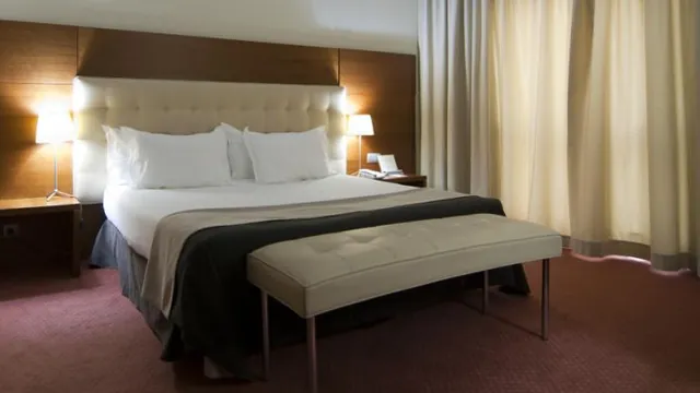 Silken Coliseum Hotel Santander photo 3