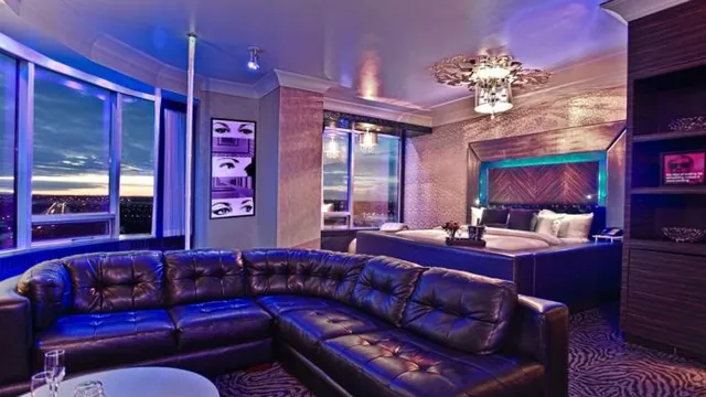 Fantasyland Hotel Edmonton photo 2
