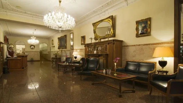 Hecker's Hotel Kufuerstendamm photo 3