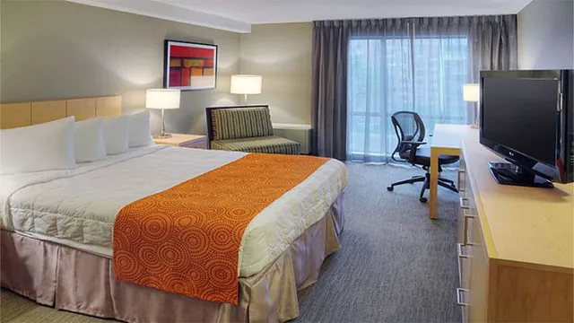 Quality Hotel Downtown Montreal photo 3