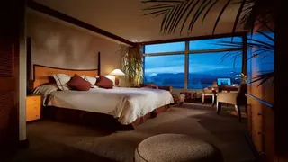 The Fairmont Vancouver Airport Hotel
