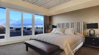 Super 8 Vancouver Hotel