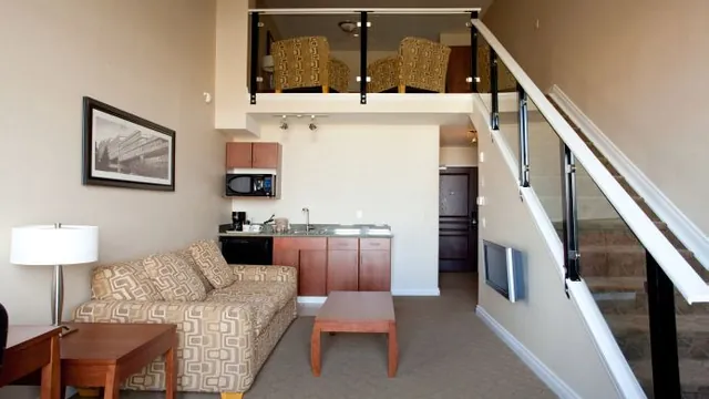 Sandman Hotel Vancouver Airport photo 2