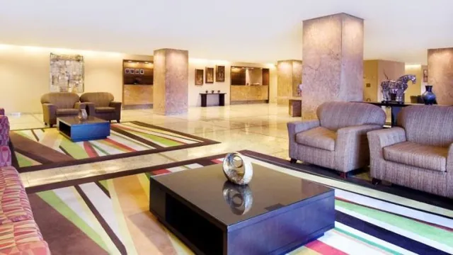Crowne Plaza Hotel Toronto Airport photo 2