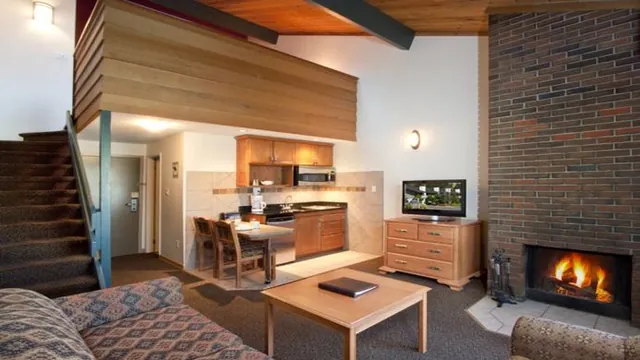 Tonquin Inn Jasper photo 3