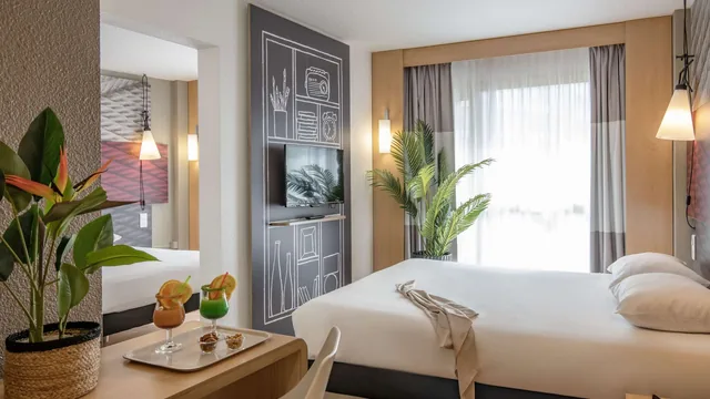 Ibis Cannes Plage La Bocca photo 2