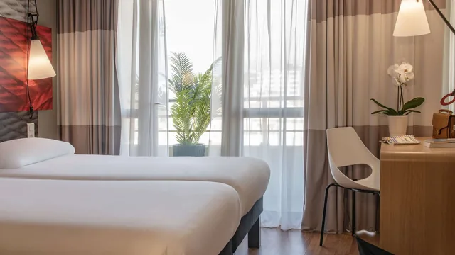 Ibis Cannes Plage La Bocca photo 5