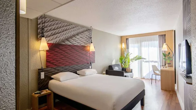 Ibis Cannes Plage La Bocca photo 7