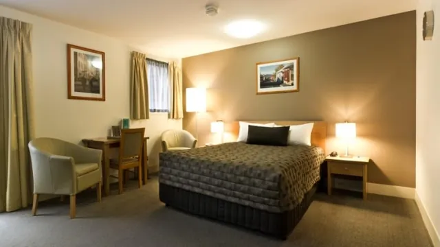 The Old Woolstore Apartment Hotel photo 4
