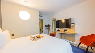 Mercure Paris Massy Gare TGV Hotel