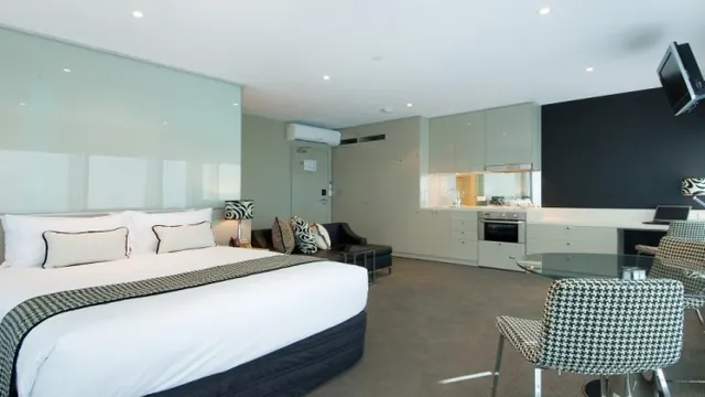 Rydges Bell City Hotel Melbourne photo 6