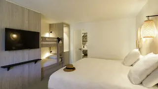 Mercure Cannes Mandelieu Hotel