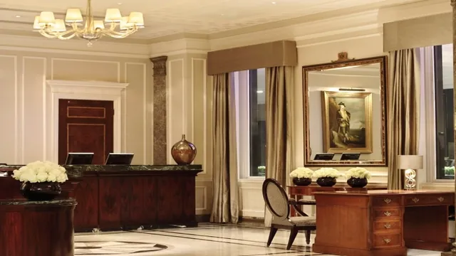 Regency Hotel London photo 1