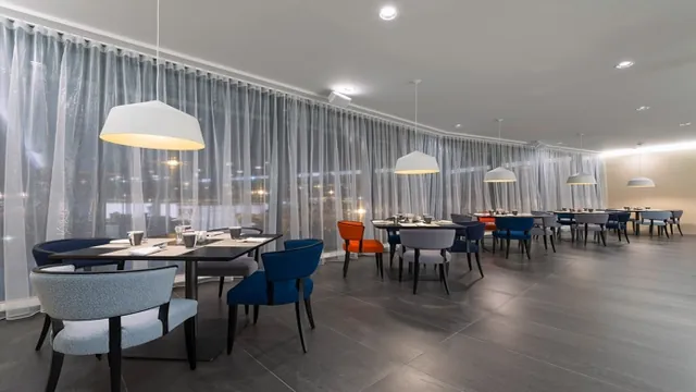 Radisson Blu Hotel Manchester Airport photo 2