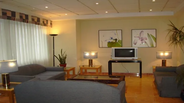 Husa Llar Hotel Valencia photo 2