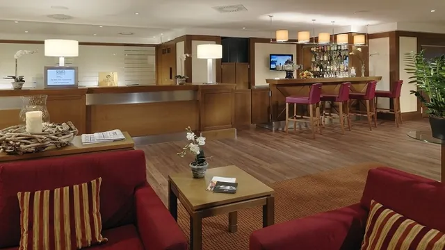 Four Points By Sheraton Munich Olympiapark Hotel photo 2