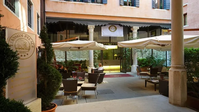 Liassidi Palace Hotel Venice photo 3