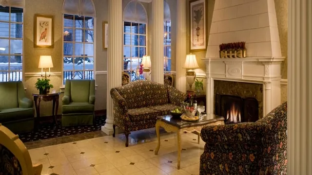 Willows Hotel Chicago photo 1