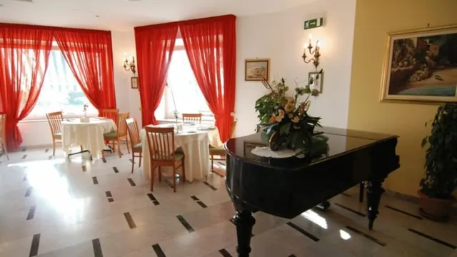 Best Western La Solara Hotel Sorrento photo 2