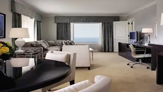 Four Seasons Hotel Chicago