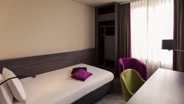 Mercure Hotel Groningen Martiniplaza photo 2