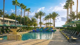 Kimpton Surfcomber Hotel