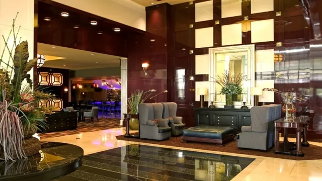 Sheraton Baltimore North Hotel photo 2
