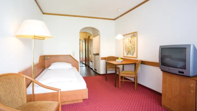 Derag Livinghotel Maximilian photo 3