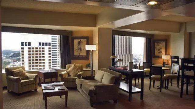 Crowne Plaza Hotel Seattle - Downtown photo 2