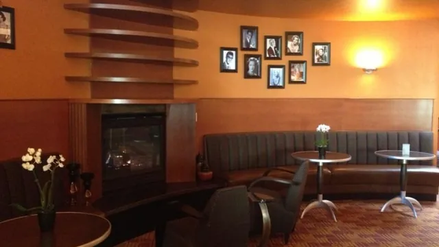 Watertown Hotel photo 2