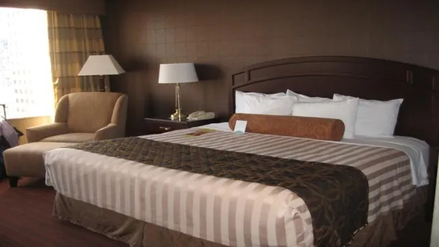Red Lion Hotel Seattle Airport photo 2