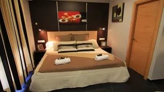 Vincent Van Gogh Hostal Seville
